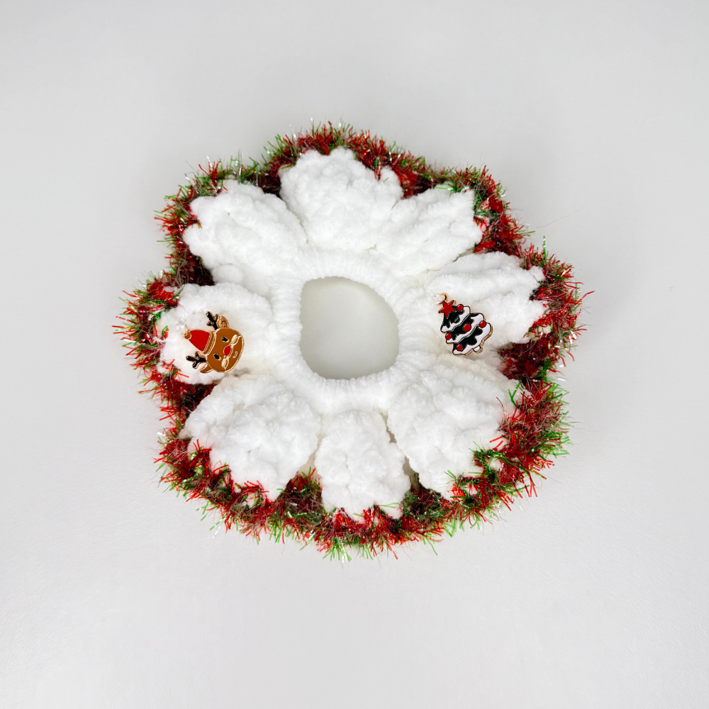 frosty-fluff-scrunchie frosty-fluff-scrunchie